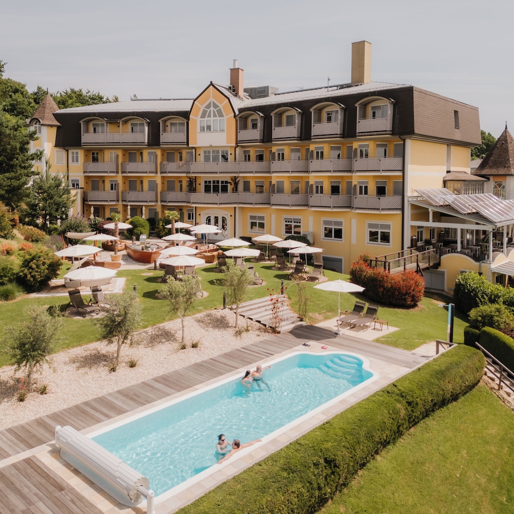 Maiers Kuschelhotel deluxe Adults only — hotel in Jennersdorf