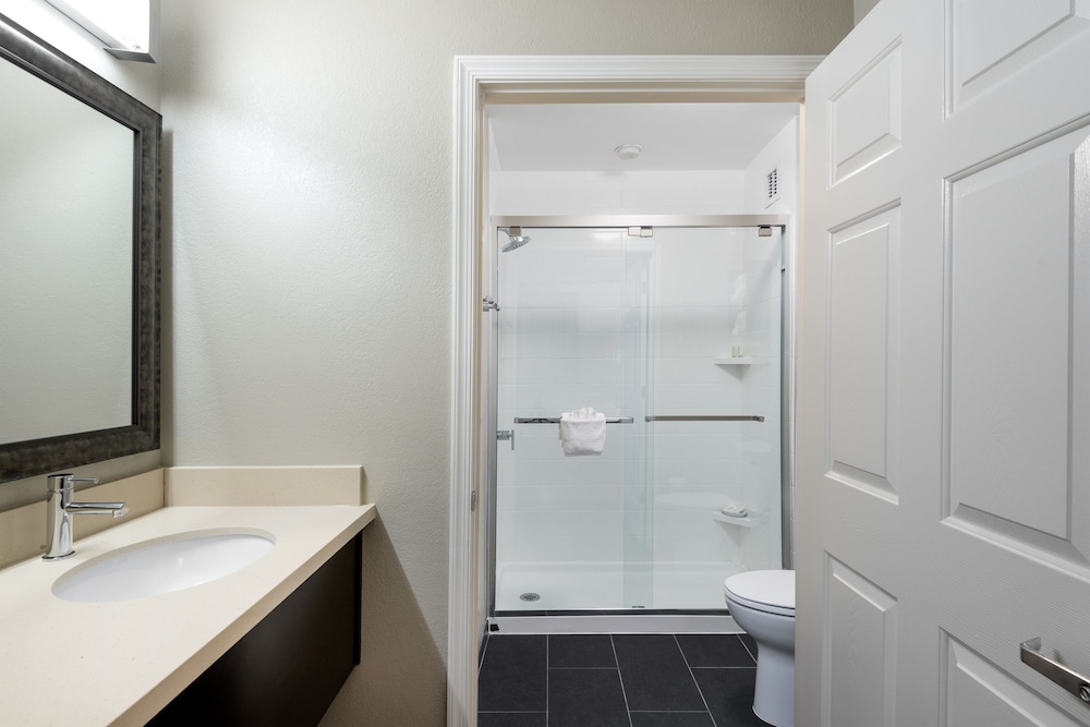Staybridge Suites Chantilly Dulles Airport by IHG - photo 15