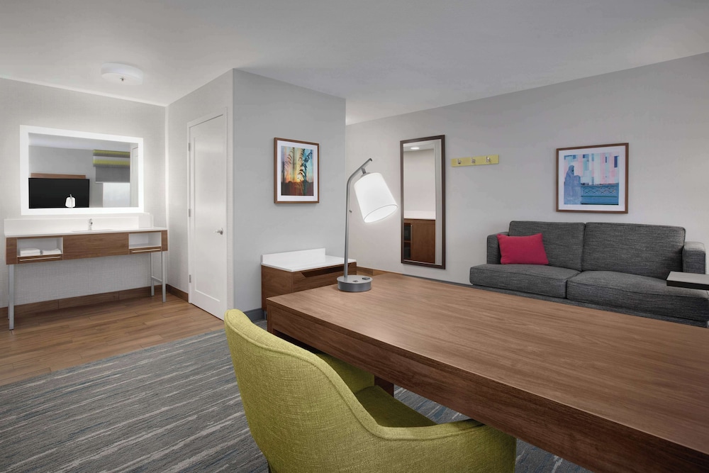 Hampton Inn Yorkville - photo 15