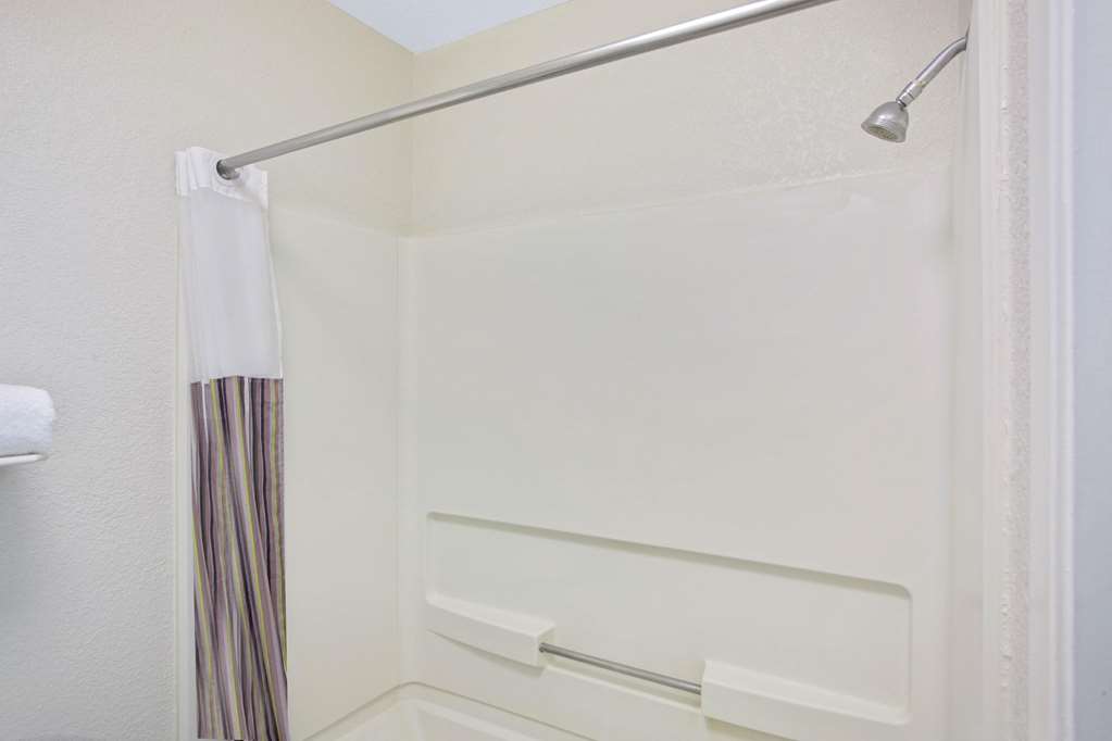 La Quinta Inn by Wyndham San Marcos - photo 37