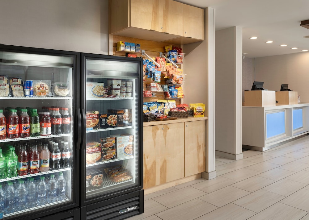 Holiday Inn Express & Suites Olive Branch by IHG - photo 20