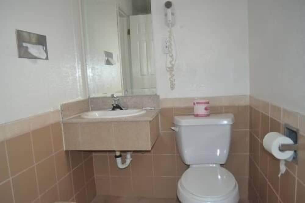 Searle Motel - photo 9