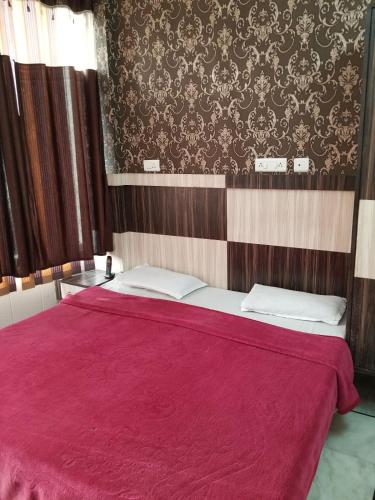 Time Square Guest House