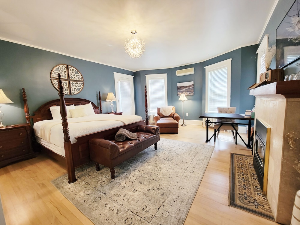Historic GG Barnum Mansion by Heirloom Boutique Collection - photo 14