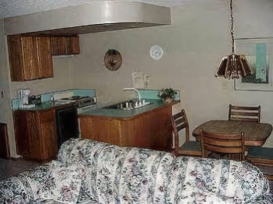 Weatherly Suites - photo 10