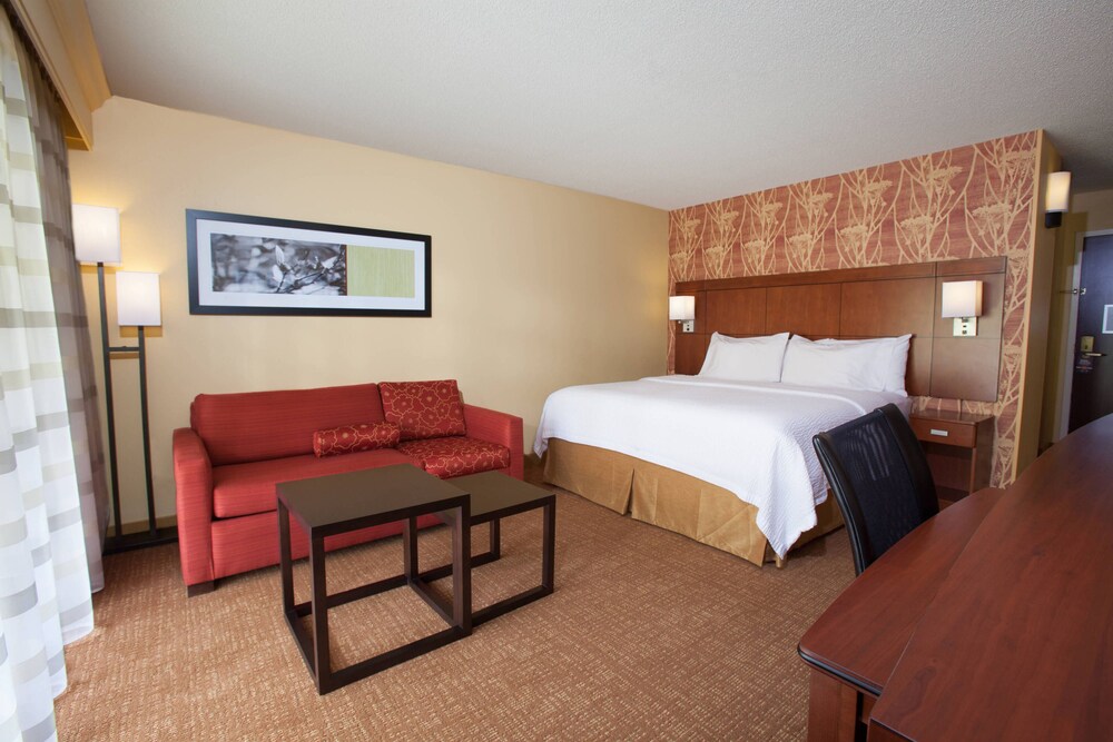 Courtyard by Marriott Burlington Williston - photo 5