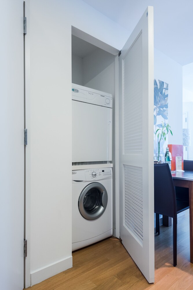 Dharma Home Suites JC at Paulus Hook - photo 30