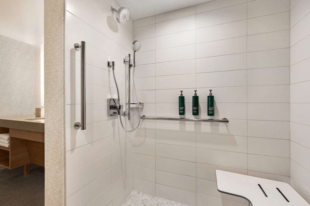 Doubletree by Hilton Columbus Dublin - photo 20