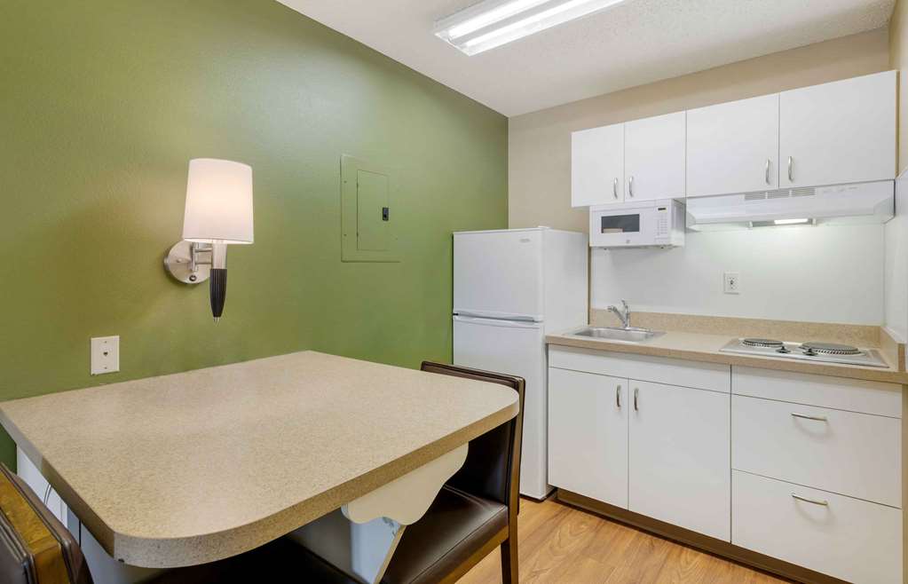Extended Stay America Suites Los Angeles LAX El Segundo - photo 37