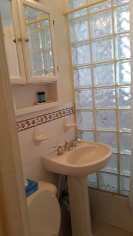 Hollywood Beach Resort One Bedroom Ocean View - photo 11