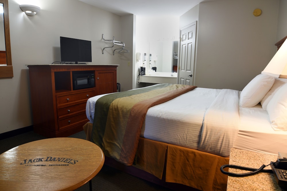 Lynchburg Country Inn - photo 29