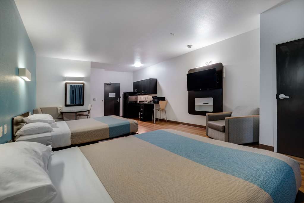 Motel 6 Poplar Bluff MO - photo 41