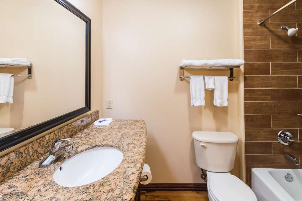 Motel 6 Joshua TX - photo 8