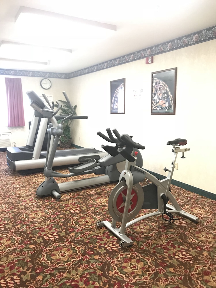Americas Best Value Inn & Suites St. Louis St. Charles Inn - photo 26