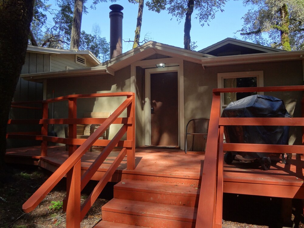 China Creek Cottages - photo 17