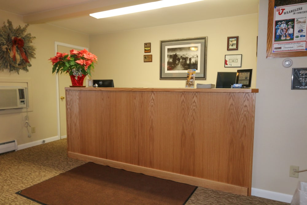 Skyline Motor Inn - photo 3