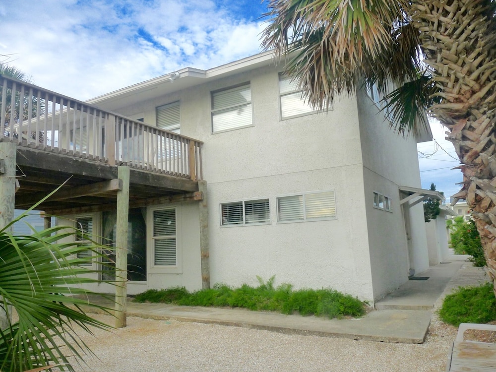 Crescent Palms - photo 25