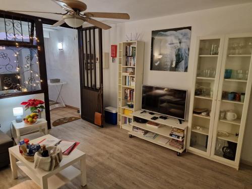Bungalow Primavera — 4-Star Luxury Hotel in Puerto Del Carmen, Spain