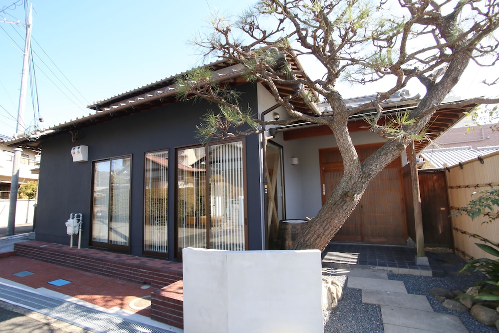 Bond Hostel 10310551 — Hirakata