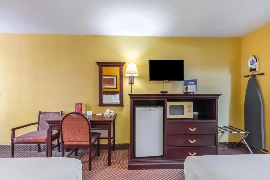 Days Inn Elk City - photo 6