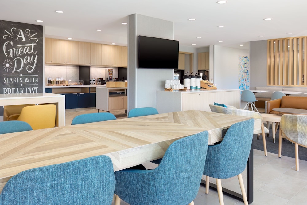 TownePlace Suites by Marriott Pleasanton - photo 21