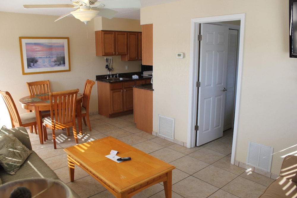 A Beach Retreat - photo 97