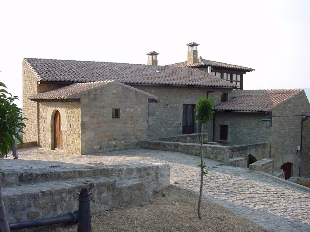 Albergue de Juventud Sos del Rey católico — hotel in Sos Del Rey Catolico