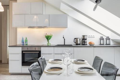 MODERN & NEW place next to Wawel Castle & Vistula — 4-Star Luxury Hotel in Krakow, Poland