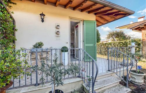 Cozy Apartment In Capezzano Pianore — 4-Star Luxury Hotel in Camaiore, Italy