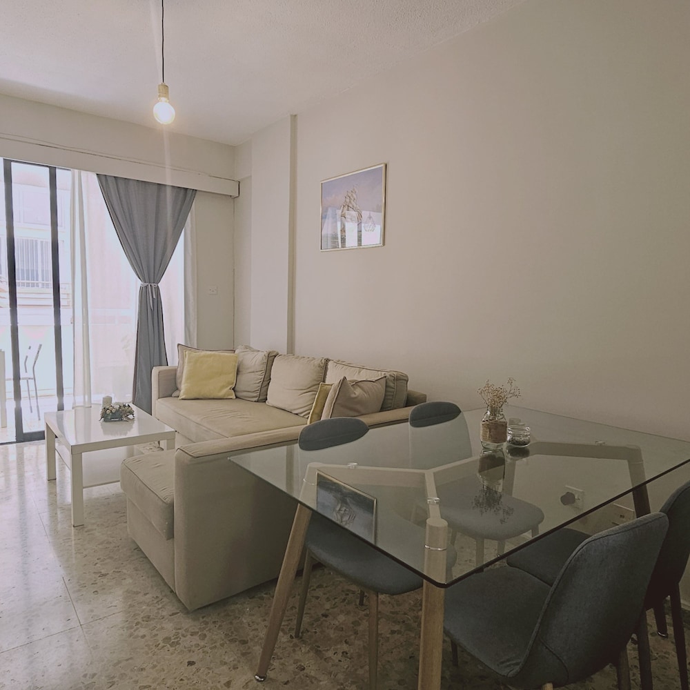 126 NIC Stay Incity Apartment