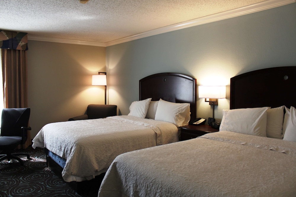 Hampton Inn Perry Ga - photo 9