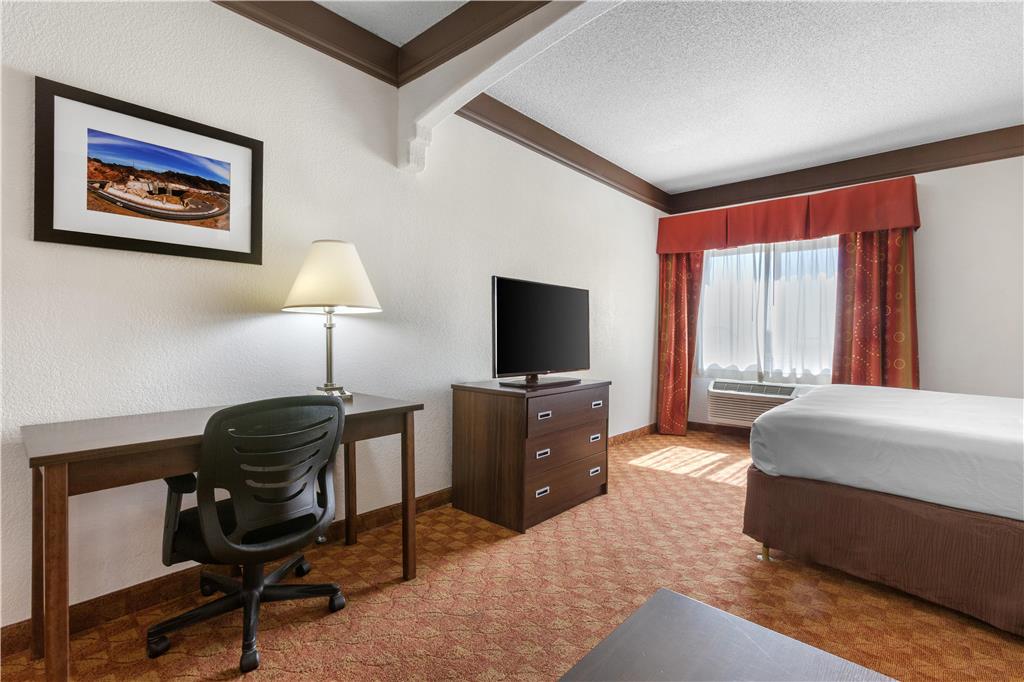 Best Western Tolleson Hotel - photo 29