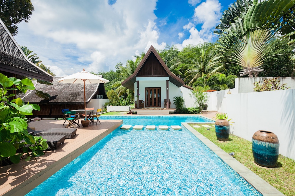 De Chom Villa — 4-Star Luxury Hotel in Phang Nga, Thailand