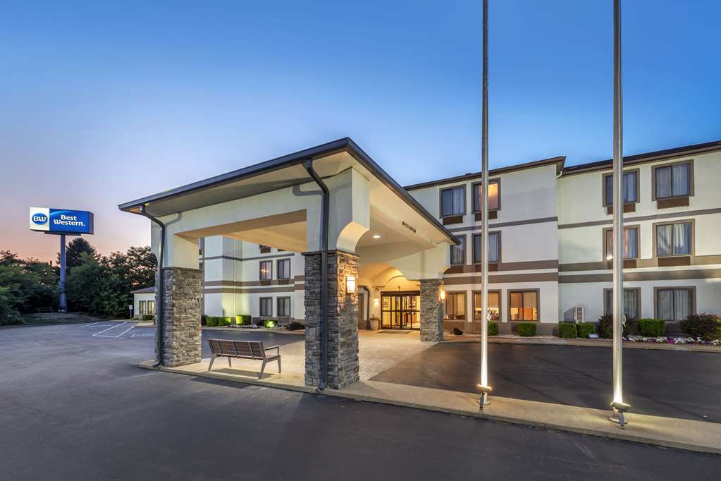 Best Western St. Clairsville Inn & Suites — hotel in Saint Clairsville