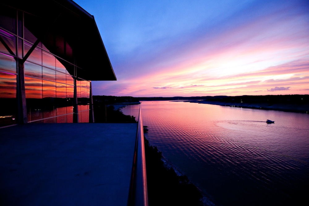 Lakeway Resort & Spa - photo 100