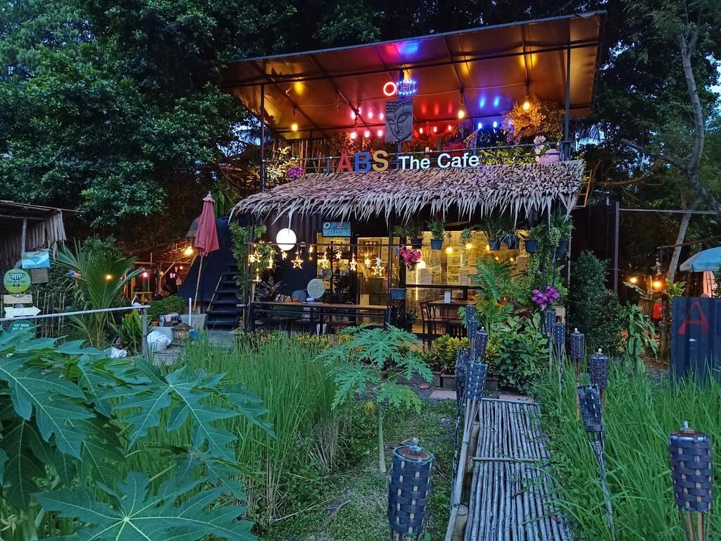 Abs The Cafe Hostel