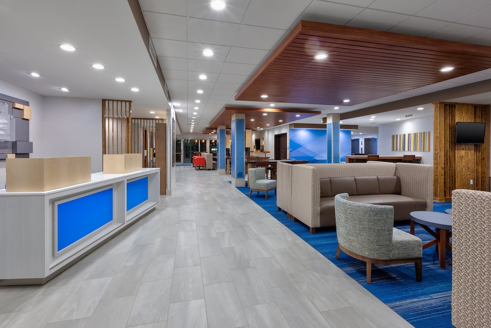 Holiday Inn Express & Suites Wooster by IHG - photo 33