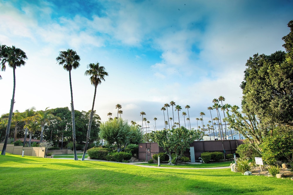Four Points by Sheraton Ventura Harbor Resort - photo 30