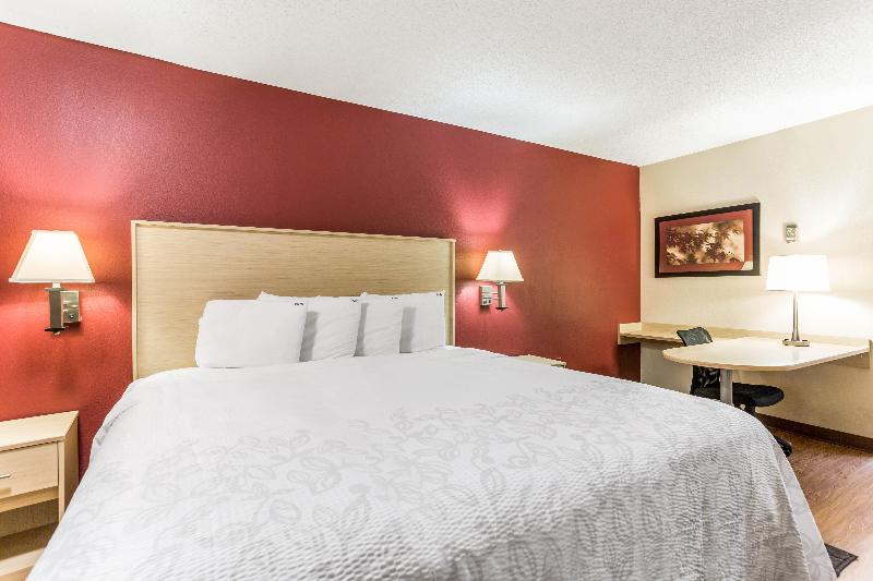 Red Roof Inn PLUS Nashville North Goodlettsville - photo 28