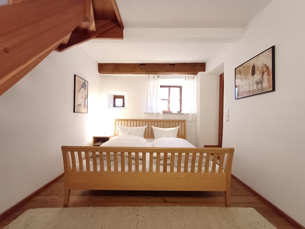 Callm hotel — hotel in Kallmunz