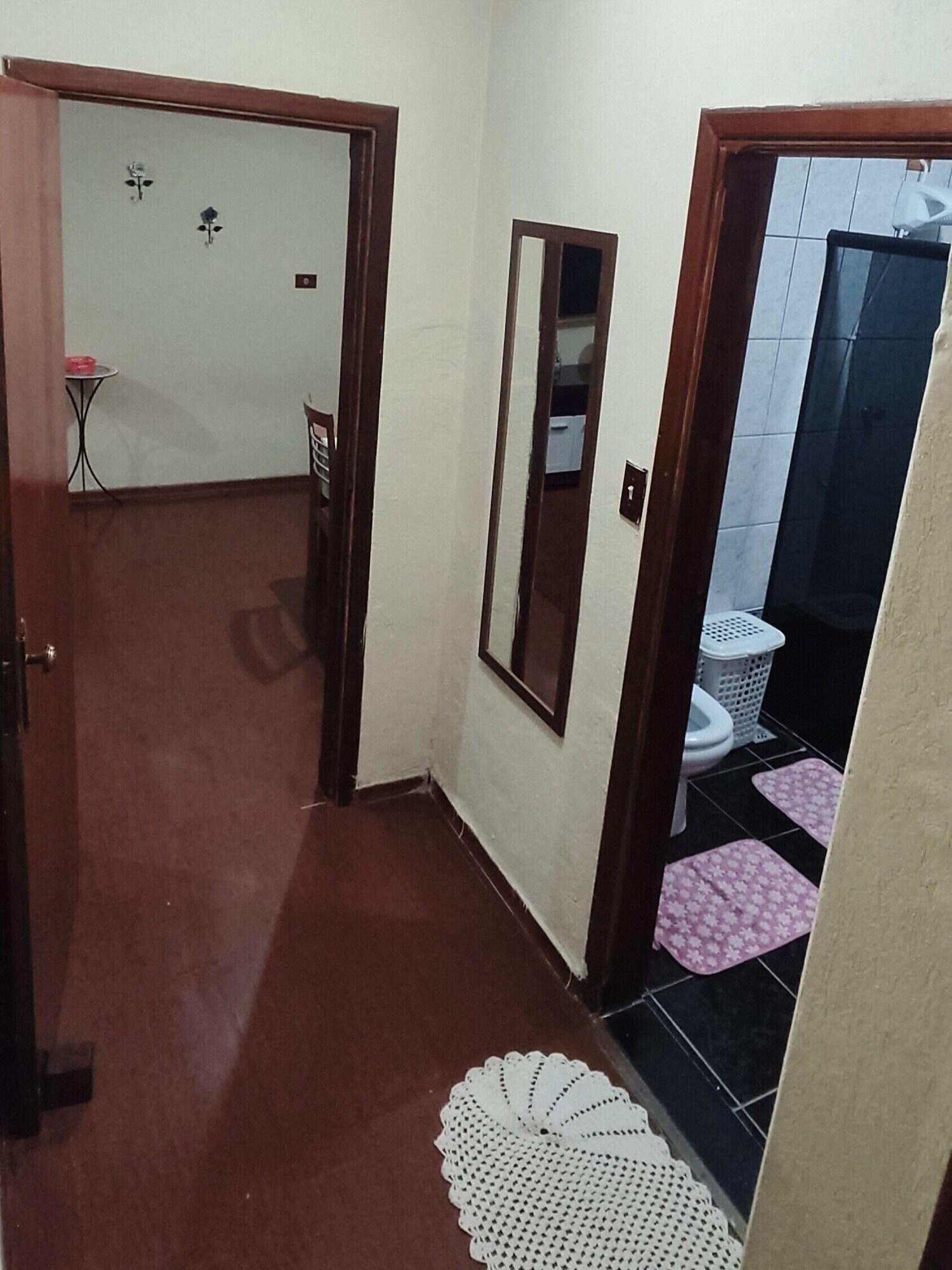 Apt térreo com 3 qtos e 1 vaga — 4-Star Luxury Hotel in Pocos De Caldas, Brasil