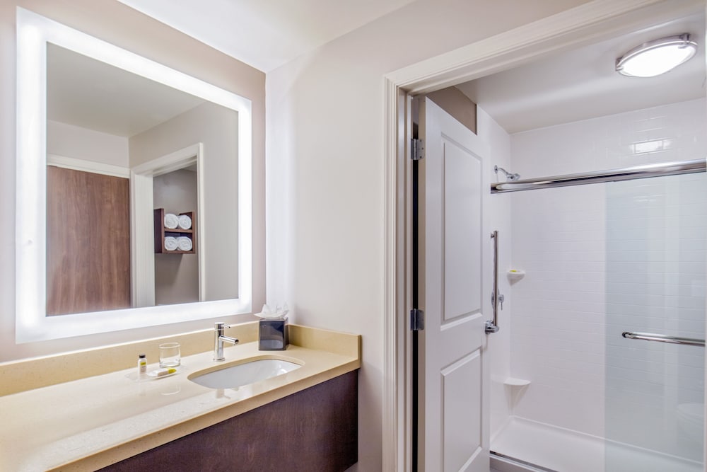 Staybridge Suites Charlottesville Airport by IHG - photo 22