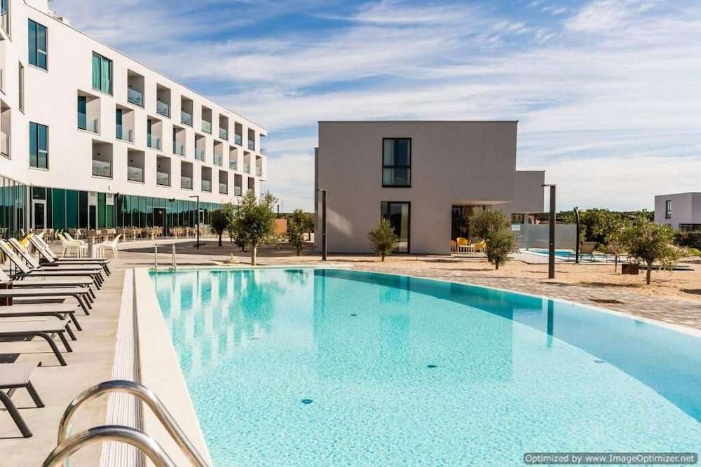 Hotel Olea — 4-Star Luxury Hotel in Novalja, Croatia