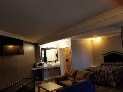Flight Motel - photo 13