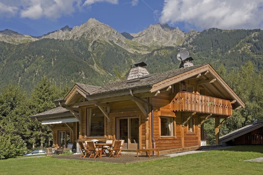 Chalet Rimaye Chamonix — 4-Star Luxury Hotel in Chamonix-Mont-Blanc, France