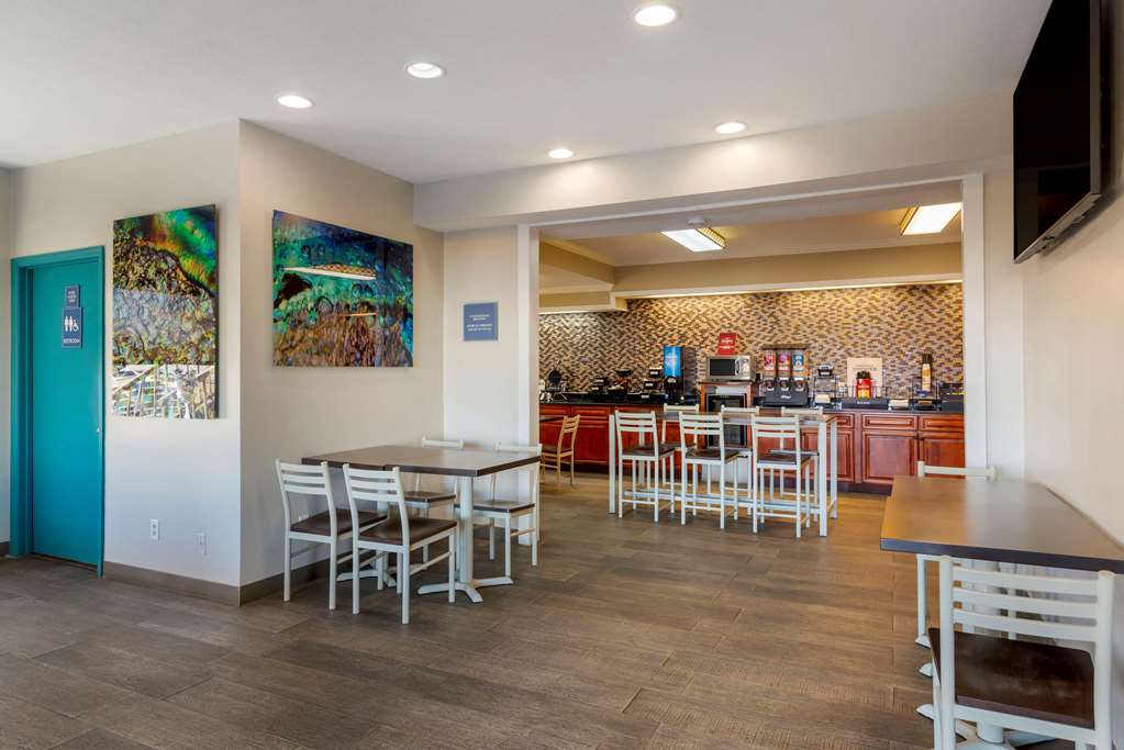 Best Western Ashburn Inn - photo 25