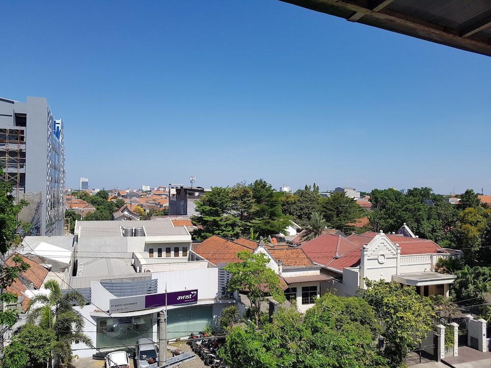 Galaxy Hotel - last minute hotel in Surabaya