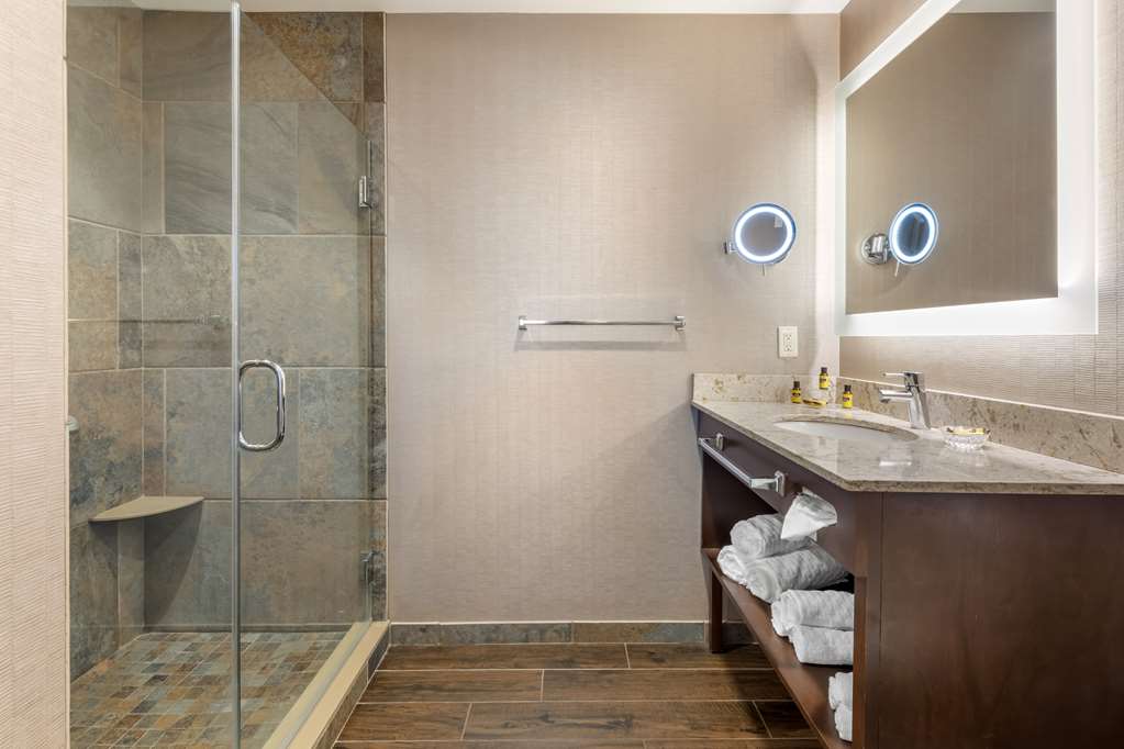 Best Western Plus Superior Inn - photo 55