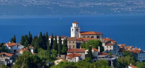 Room Rubinić — 4-Star Luxury Hotel in Moscenicka Draga, Croatia