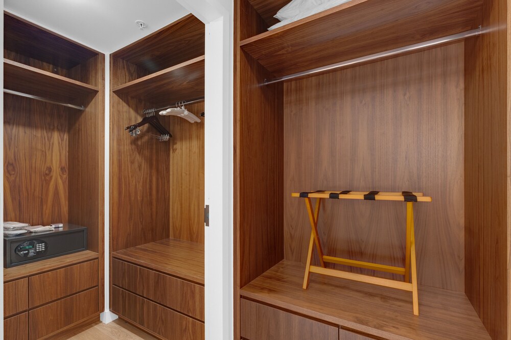 The Ritz Carlton Residences by Real Select Vacation - photo 44